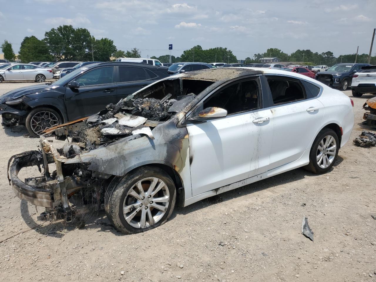 2015 CHRYSLER 200