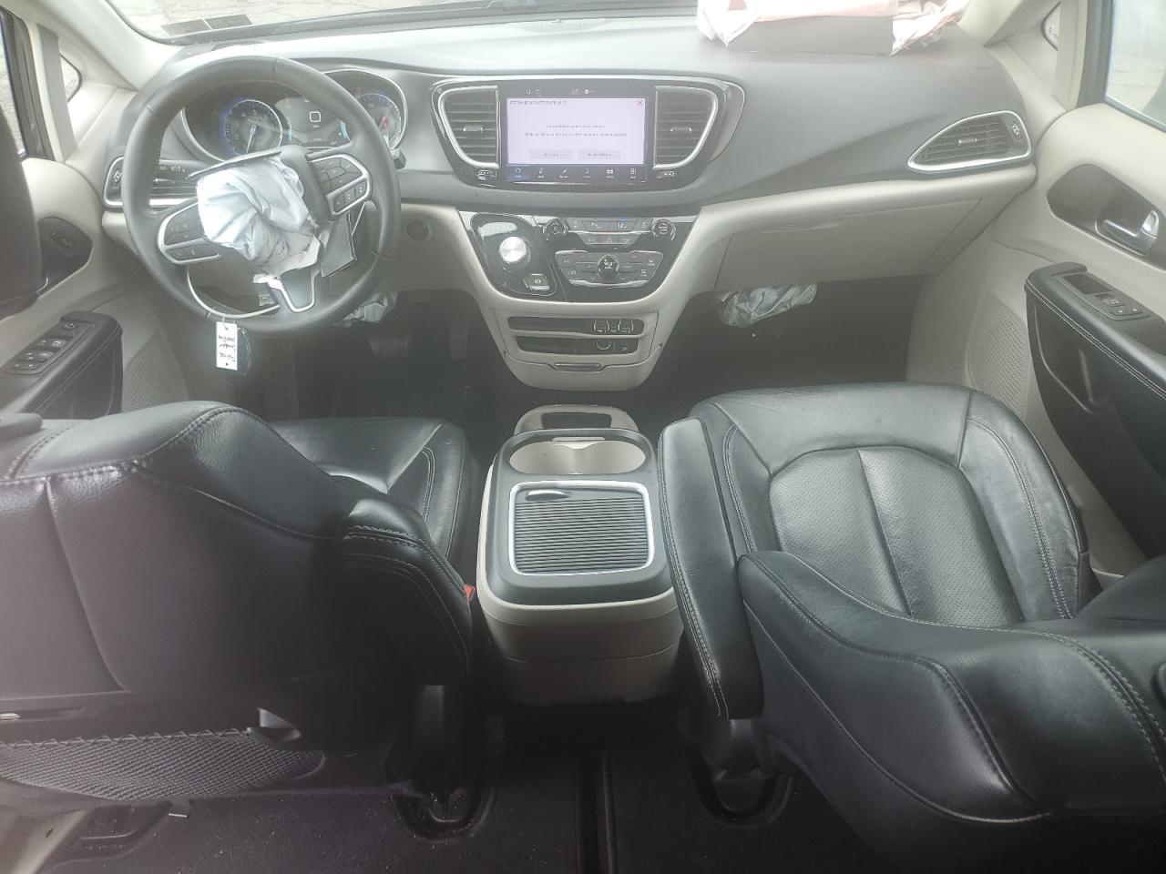 2022 CHRYSLER Pacifica