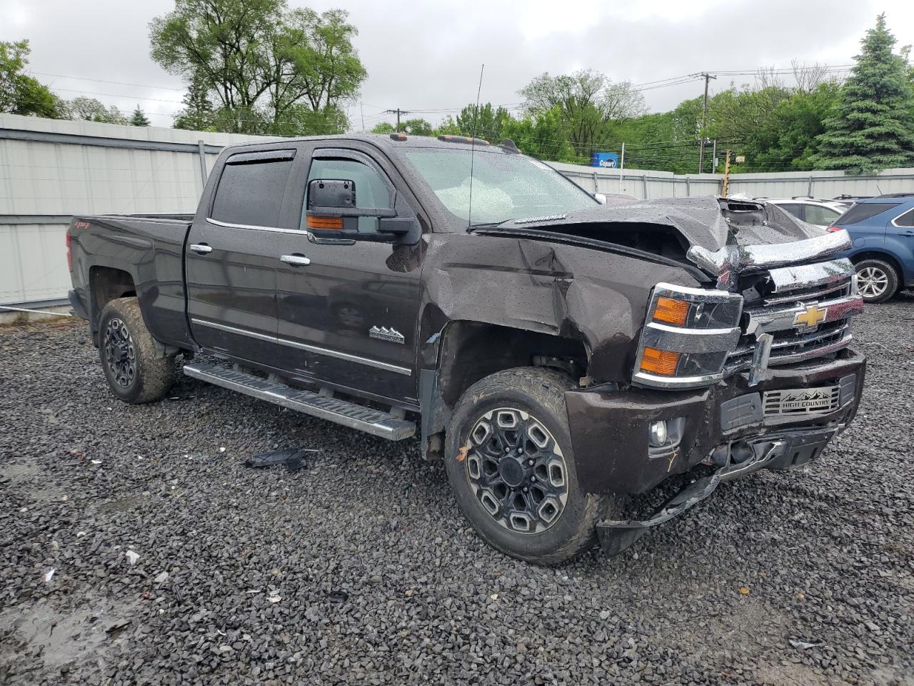 2018 CHEVROLET Silverado