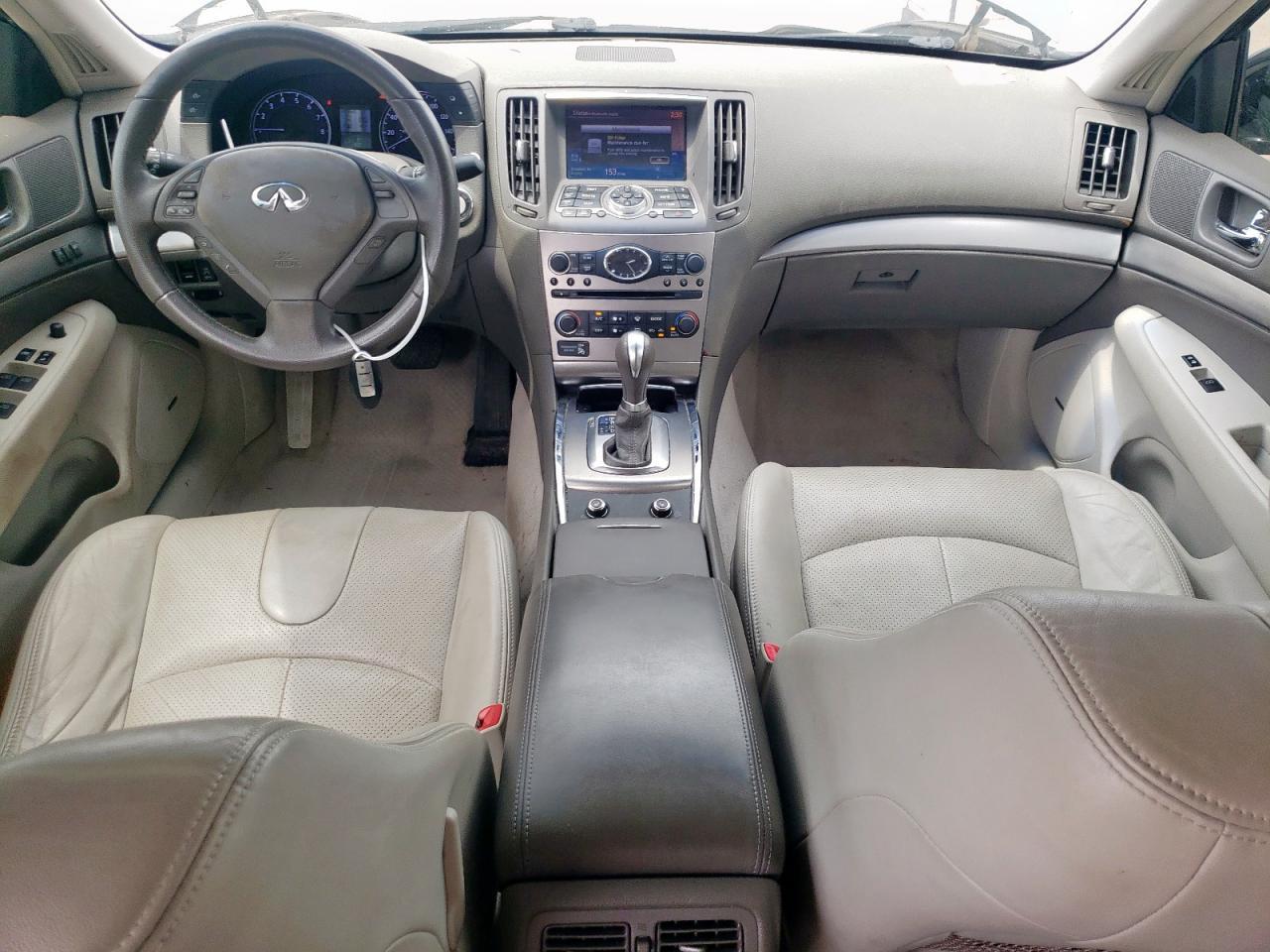 2011 INFINITI G37