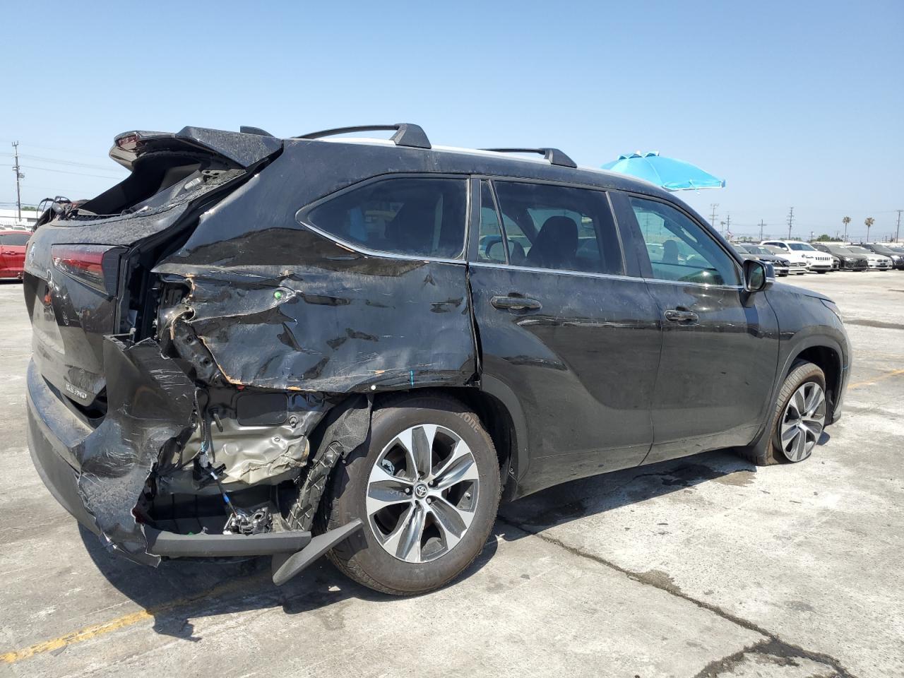 2024 TOYOTA HIGHLANDER