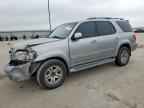 2004 TOYOTA Sequoia