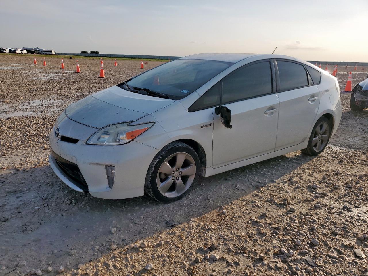2015 TOYOTA PRIUS