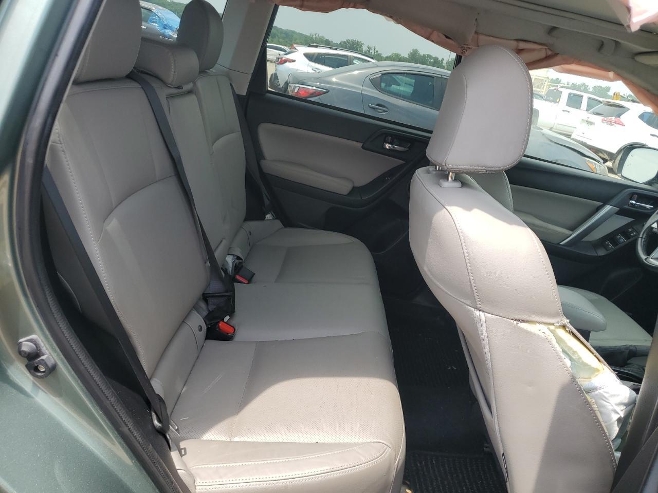 2018 SUBARU FORESTER