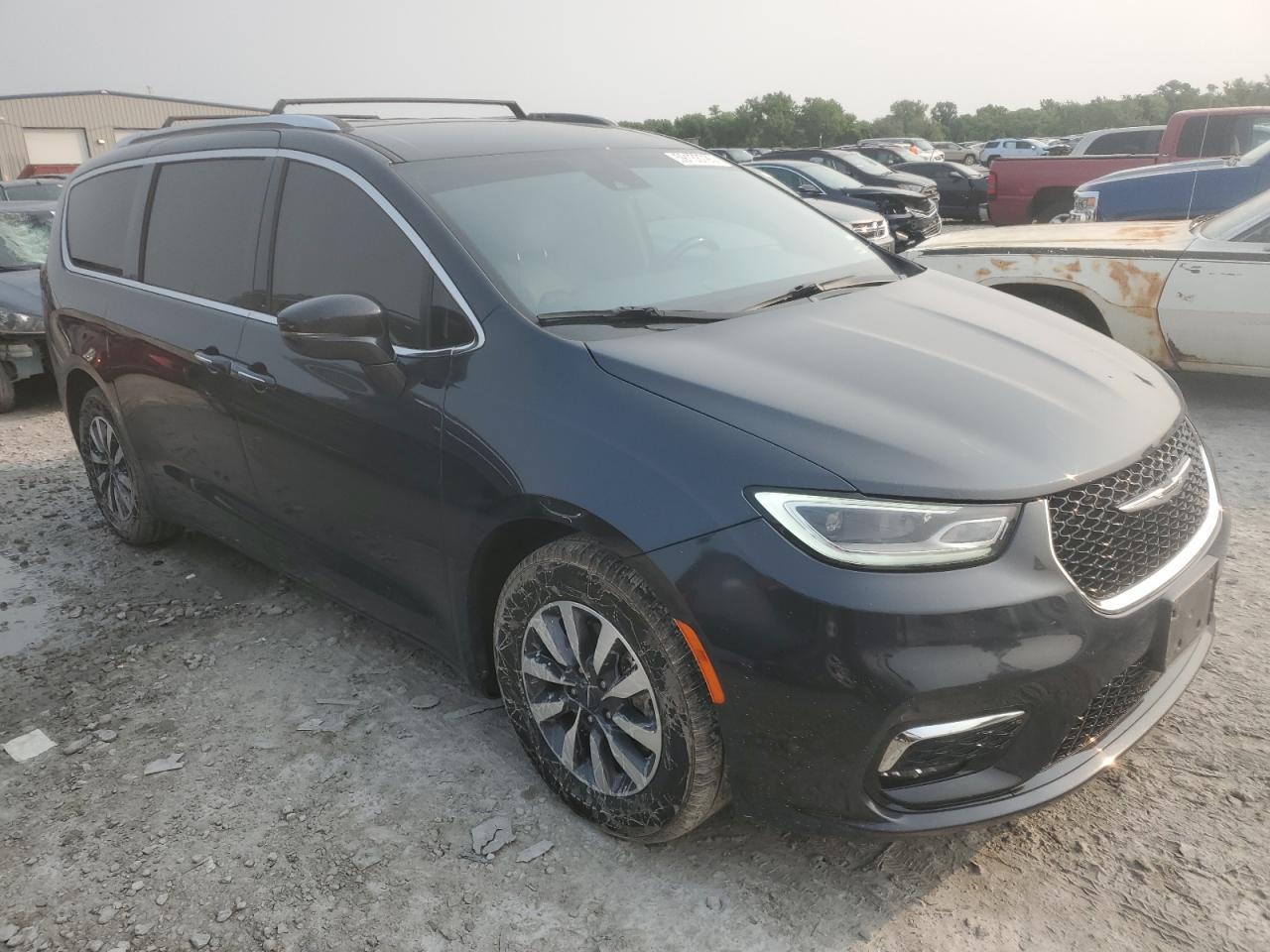 2021 CHRYSLER Pacifica