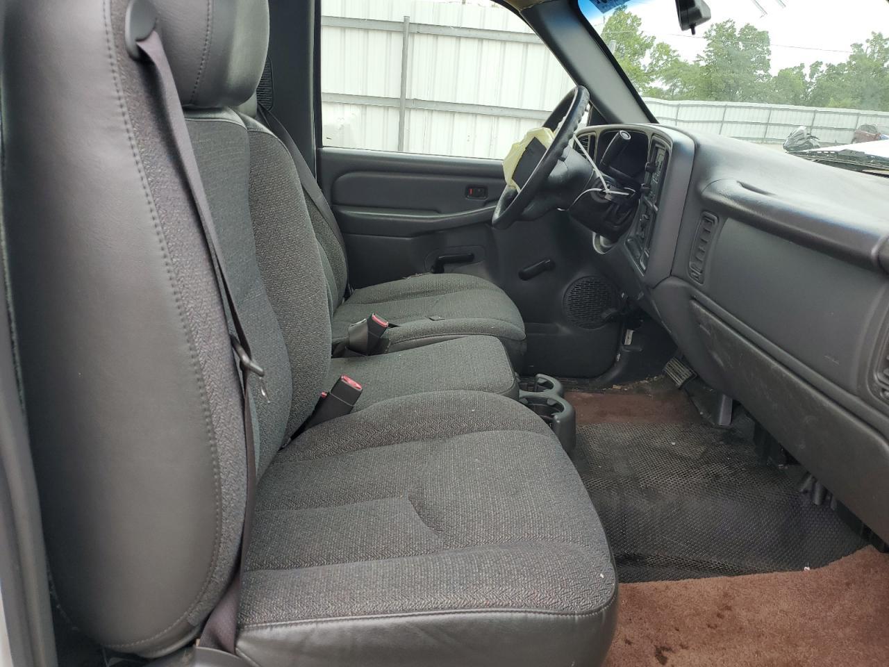 2005 GMC Sierra