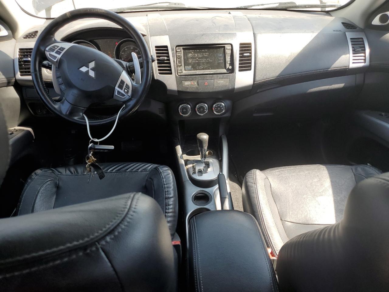 2010 MITSUBISHI outlander