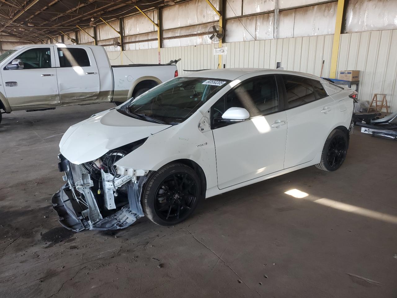 2018 TOYOTA PRIUS