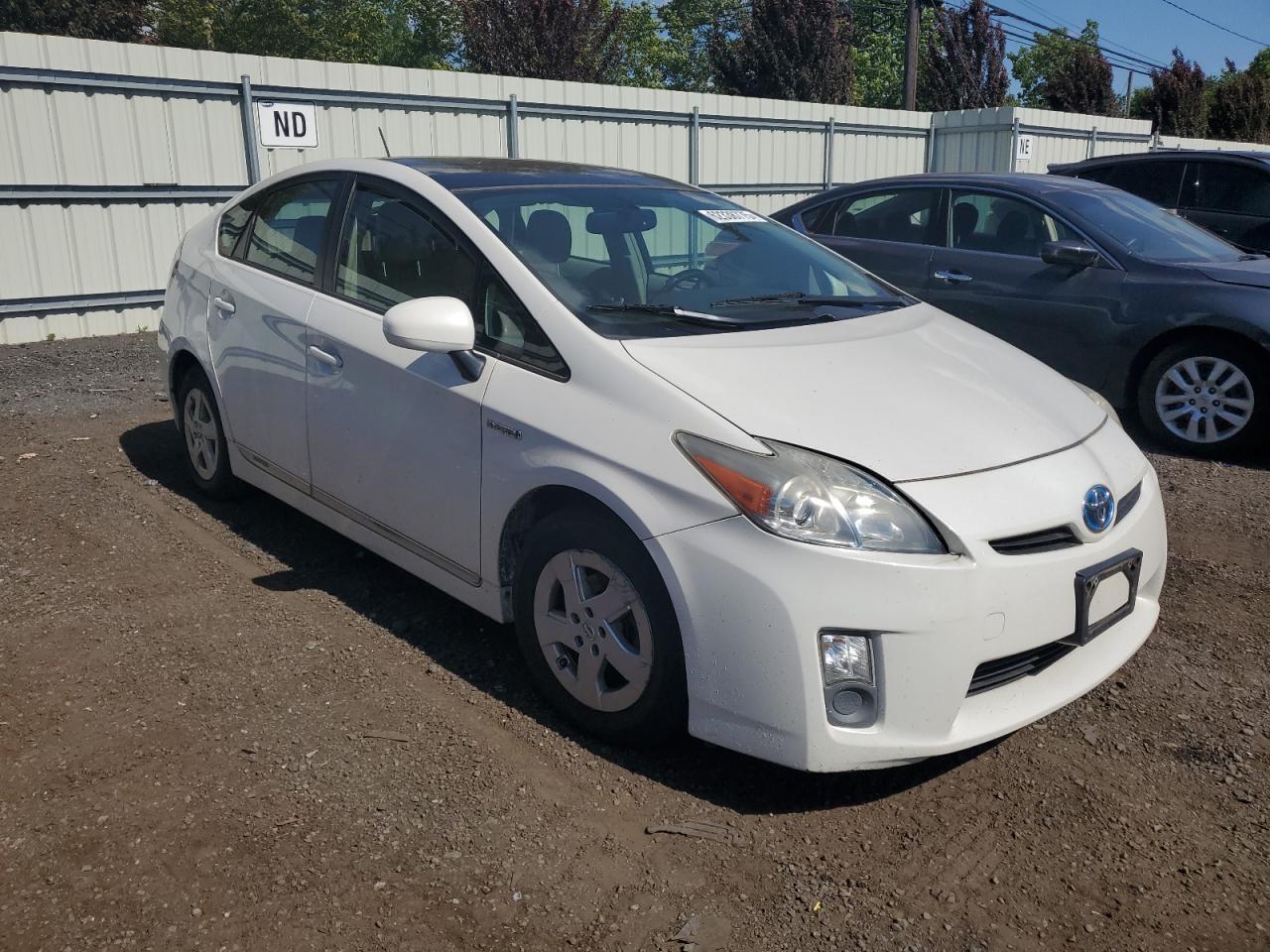 2011 TOYOTA PRIUS