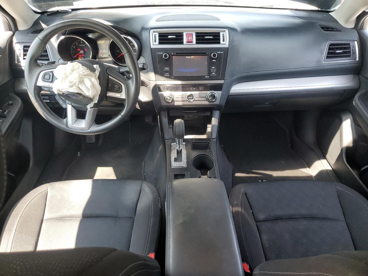 2017 SUBARU Legacy