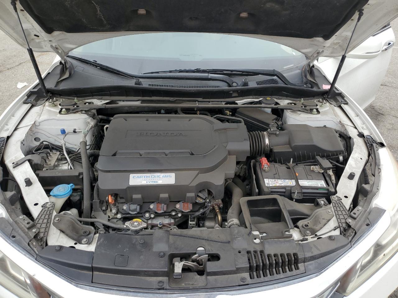 2016 HONDA ACCORD
