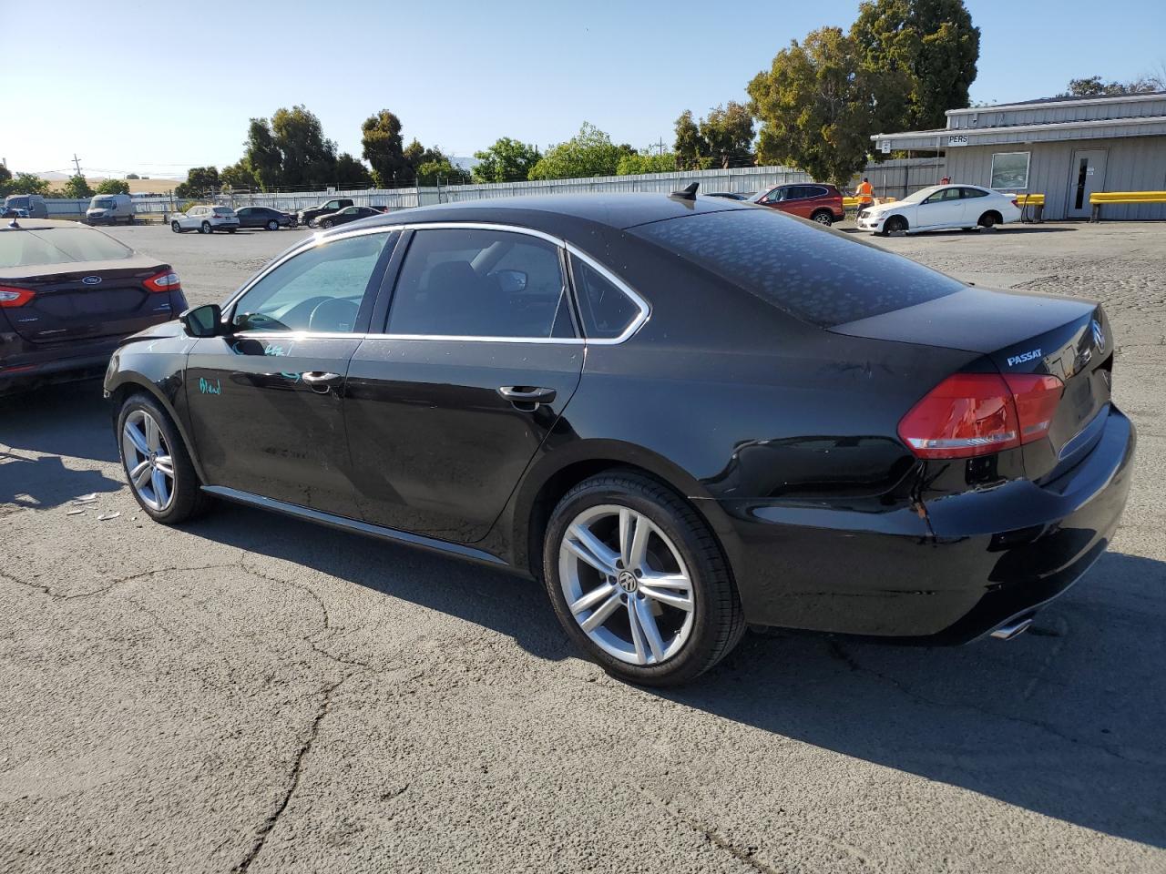 2015 VOLKSWAGEN Passat