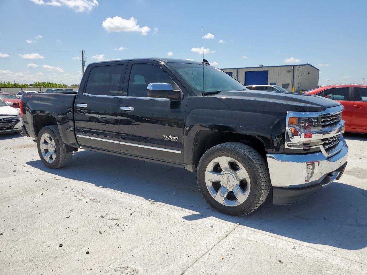 2018 CHEVROLET Silverado