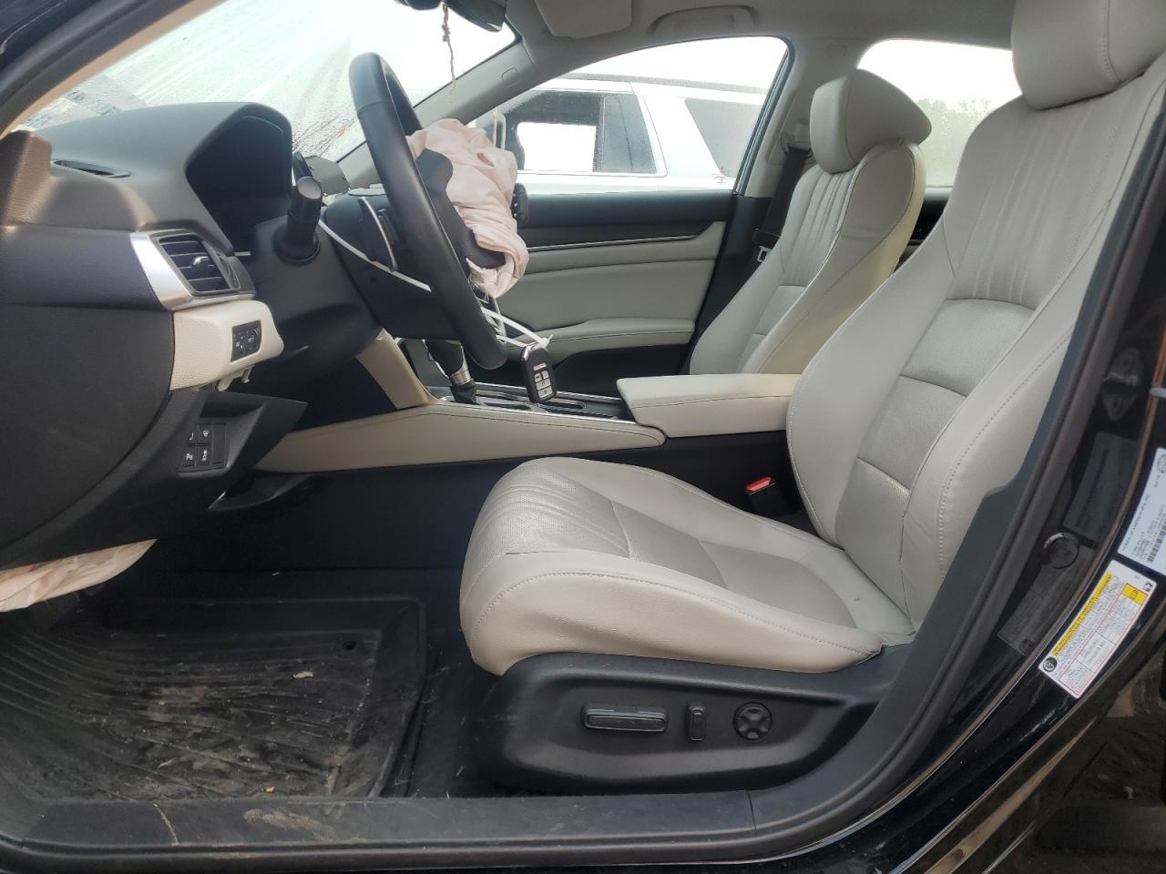 2018 HONDA ACCORD