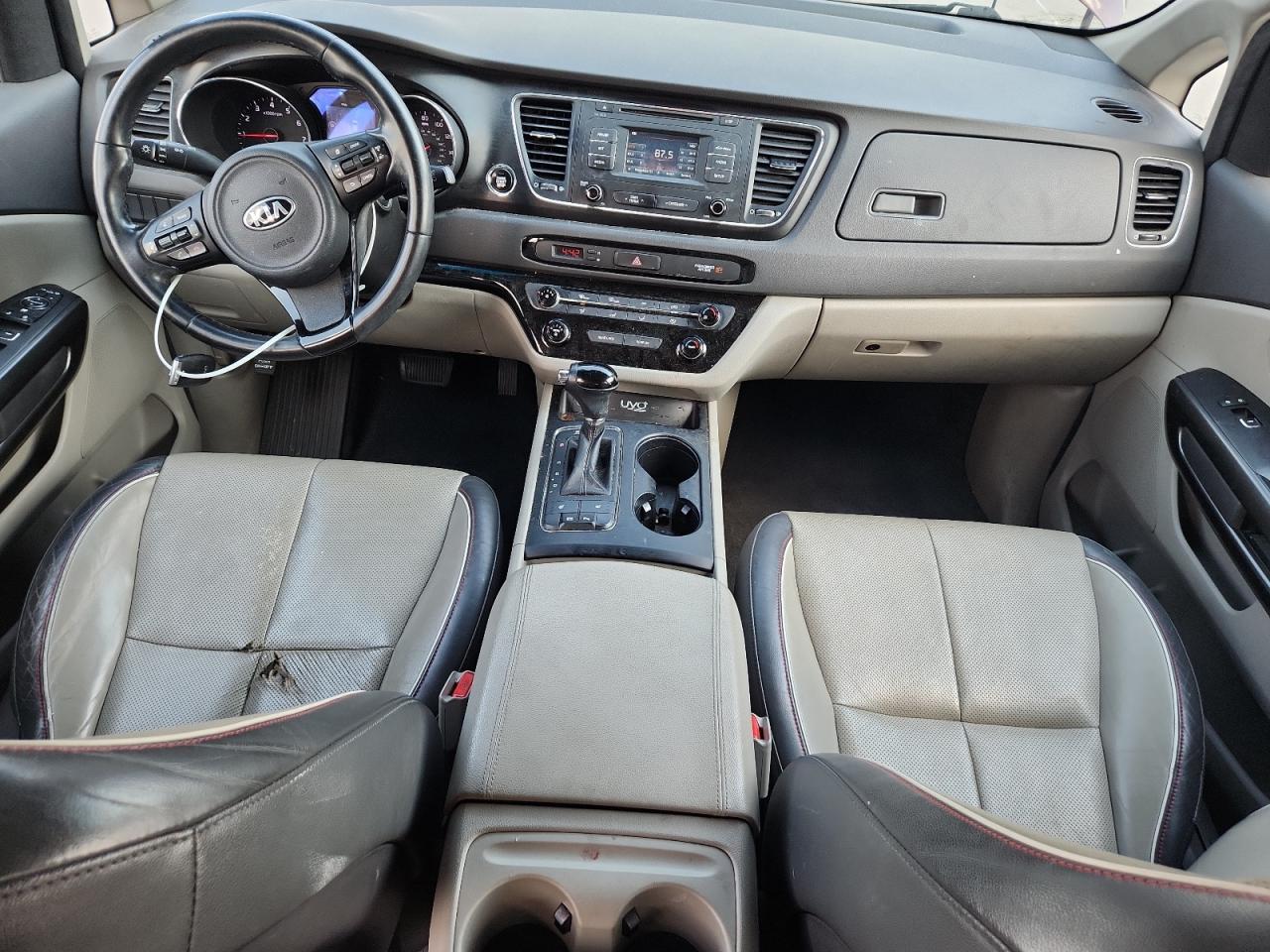 2017 KIA SEDONA