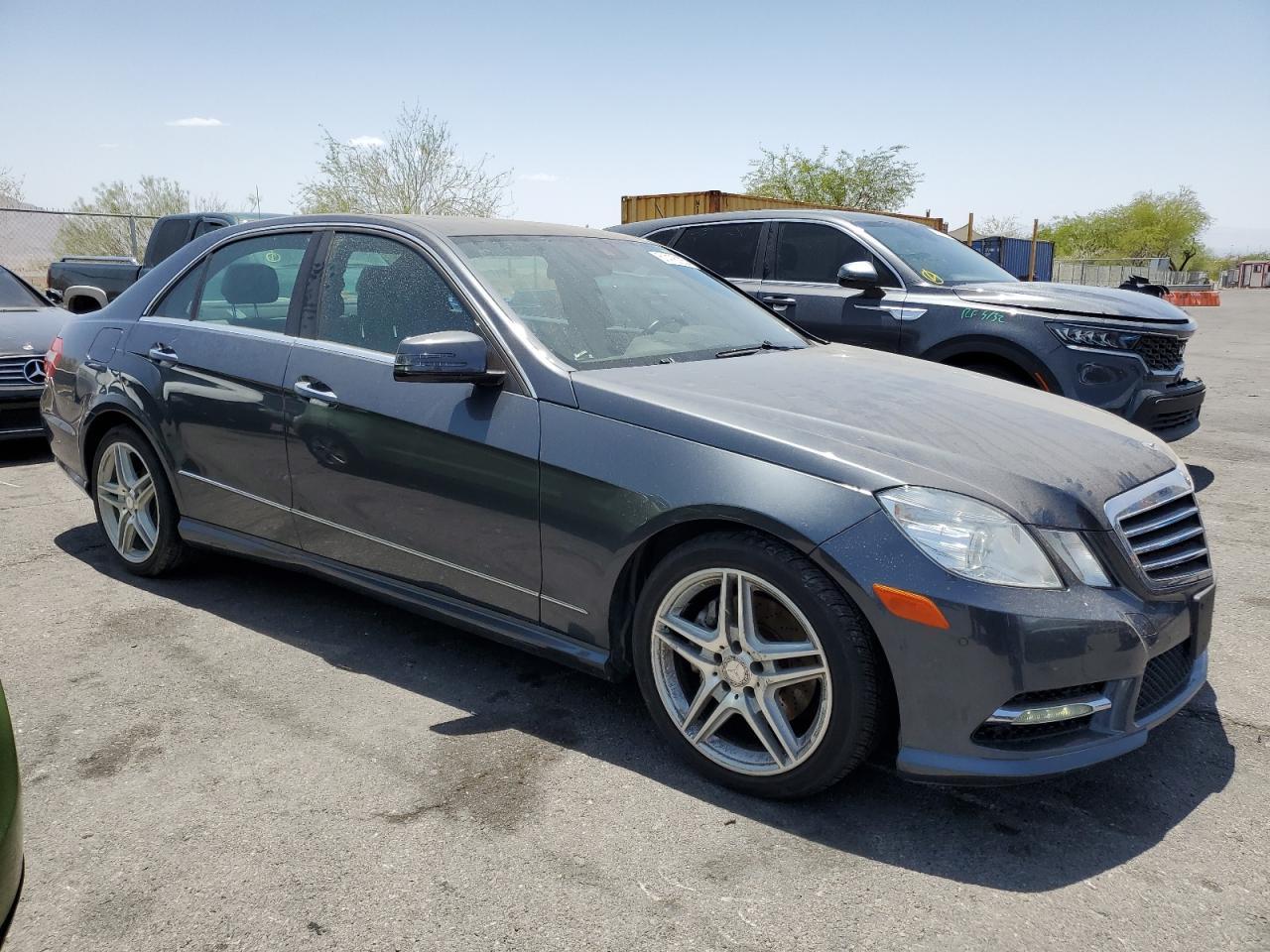 2013 MERCEDES-BENZ E-Class