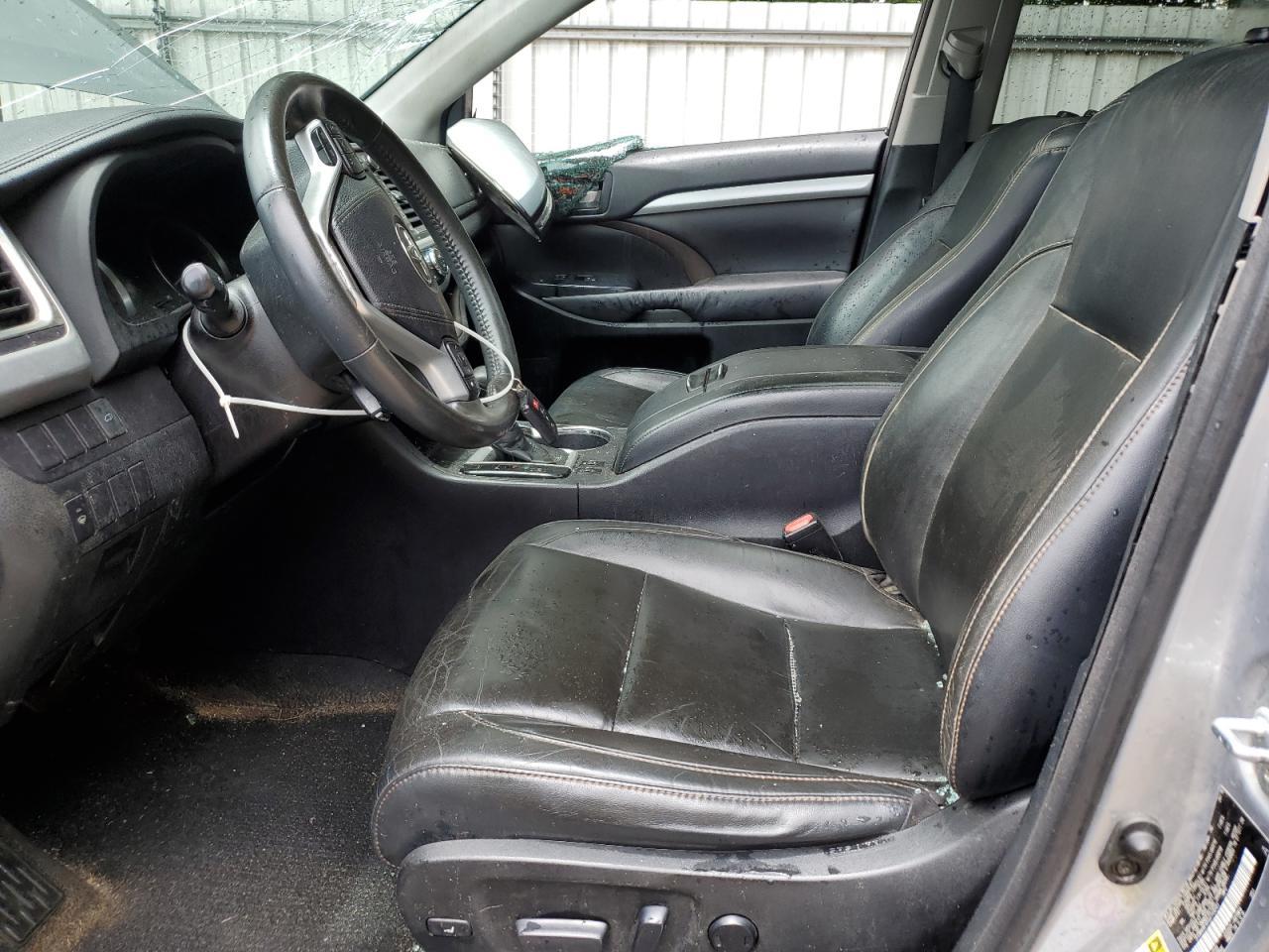 2016 TOYOTA HIGHLANDER