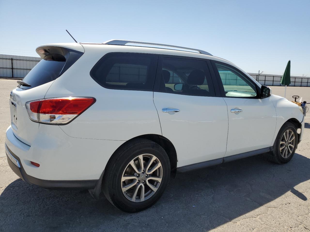 2016 NISSAN PATHFINDER