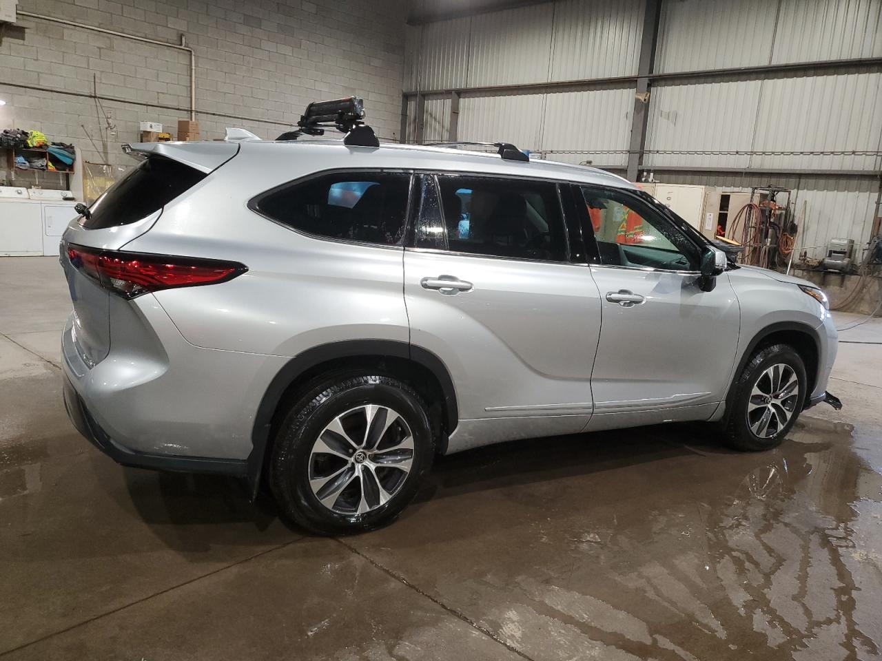 2021 TOYOTA HIGHLANDER