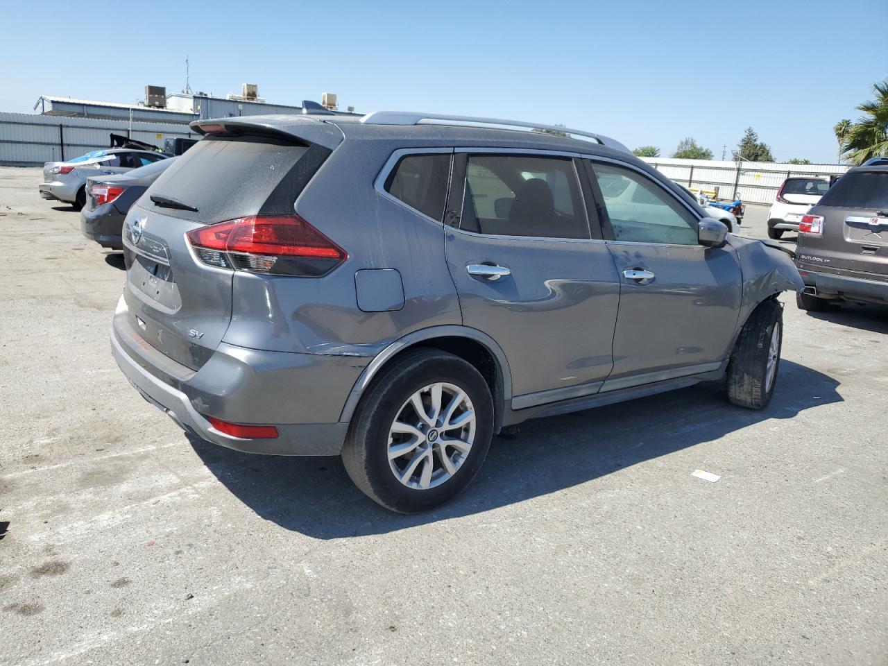 2017 NISSAN ROGUE