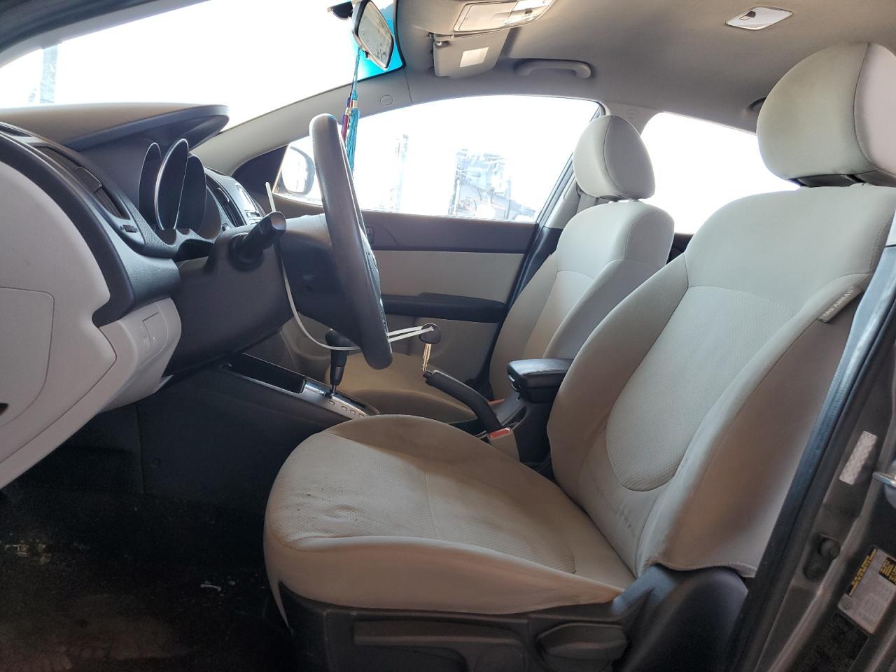 2010 KIA FORTE