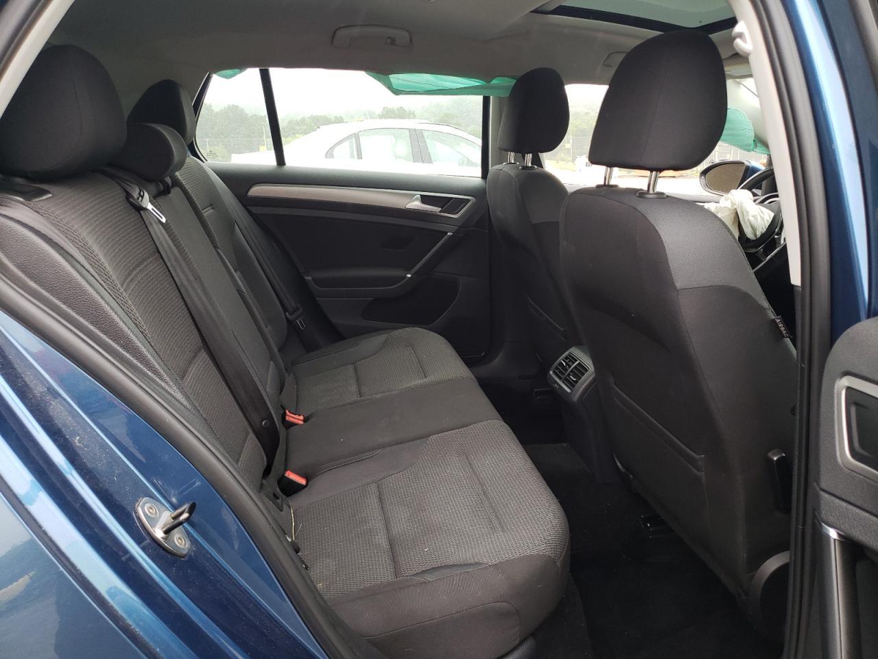2016 VOLKSWAGEN GOLF