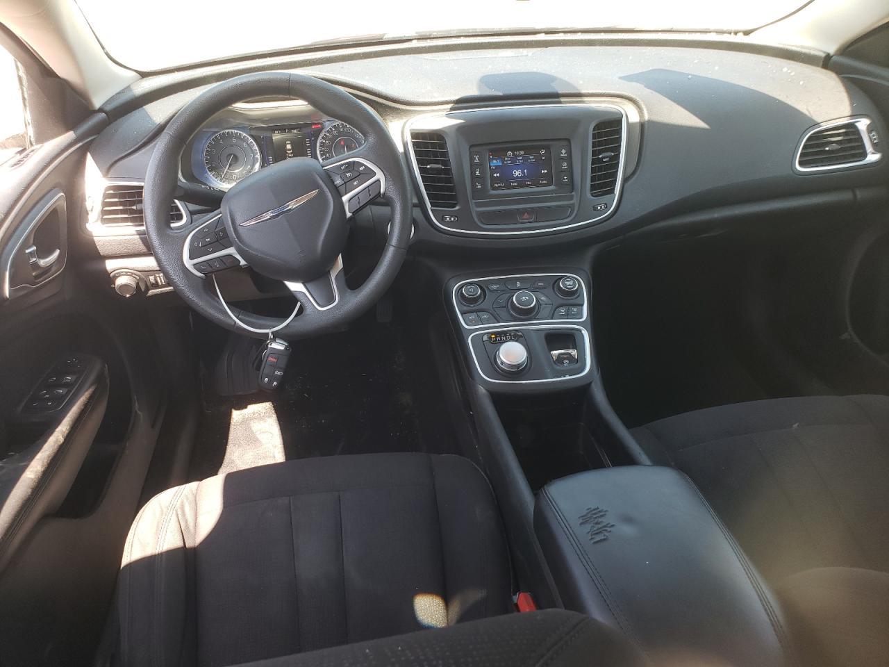 2015 CHRYSLER 200