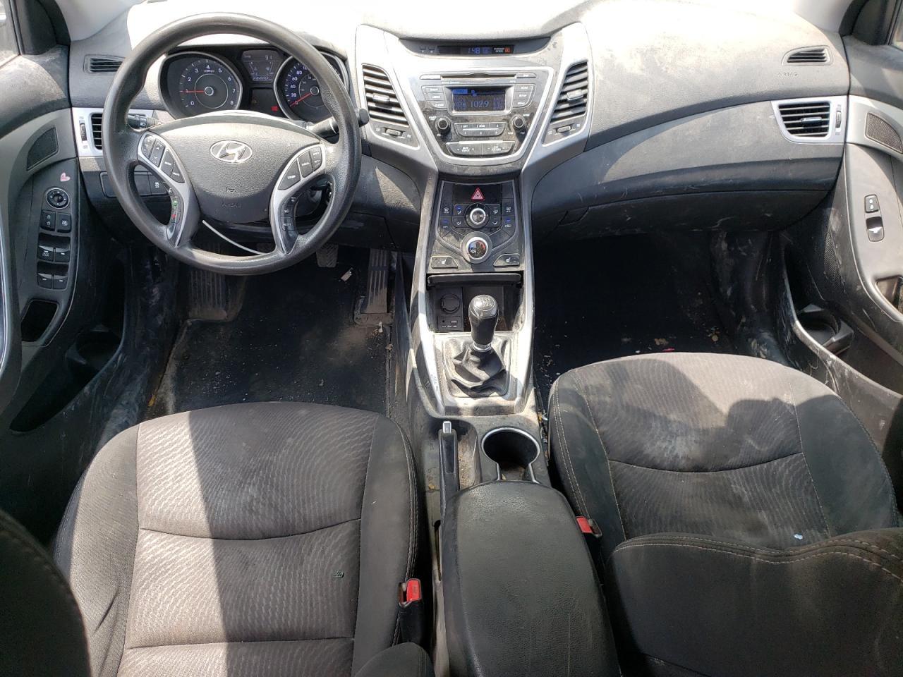 2016 HYUNDAI ELANTRA