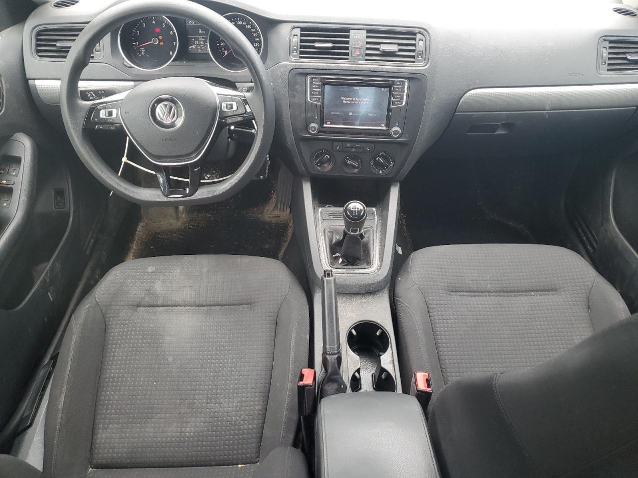 2016 VOLKSWAGEN JETTA
