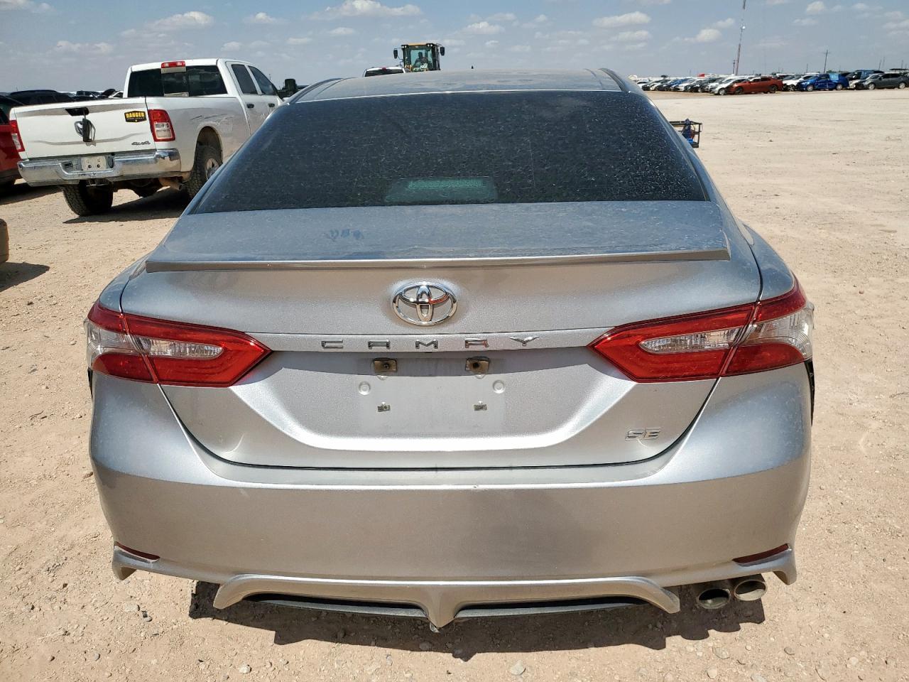 2018 TOYOTA CAMRY