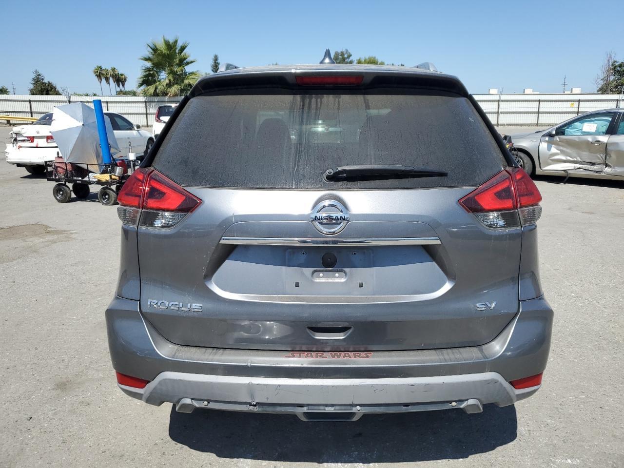 2017 NISSAN ROGUE