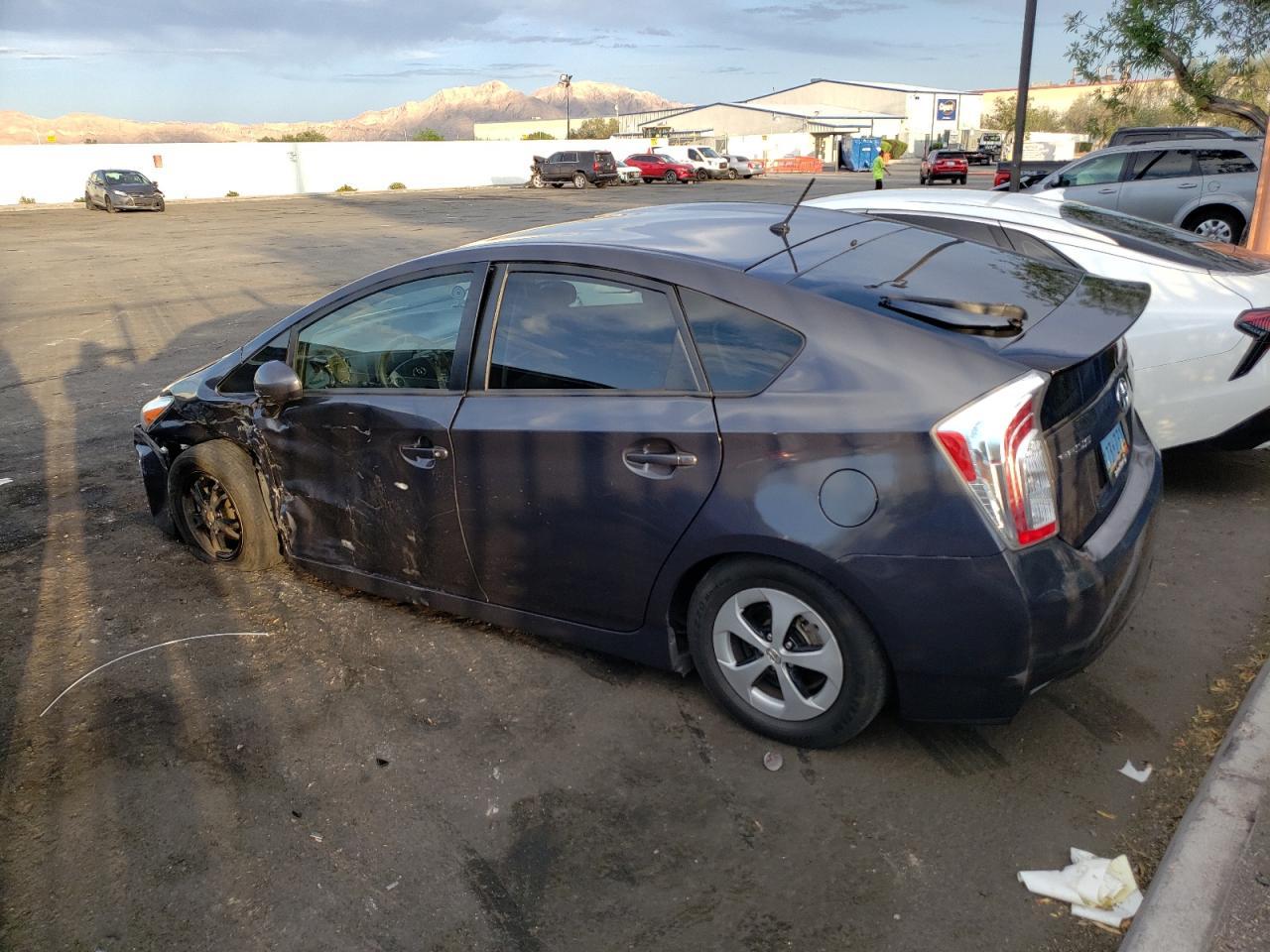 2015 TOYOTA PRIUS