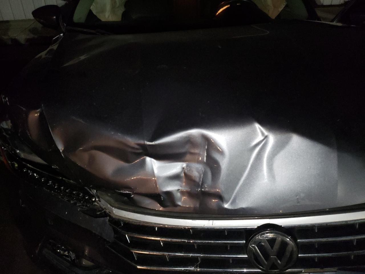 2018 VOLKSWAGEN Passat