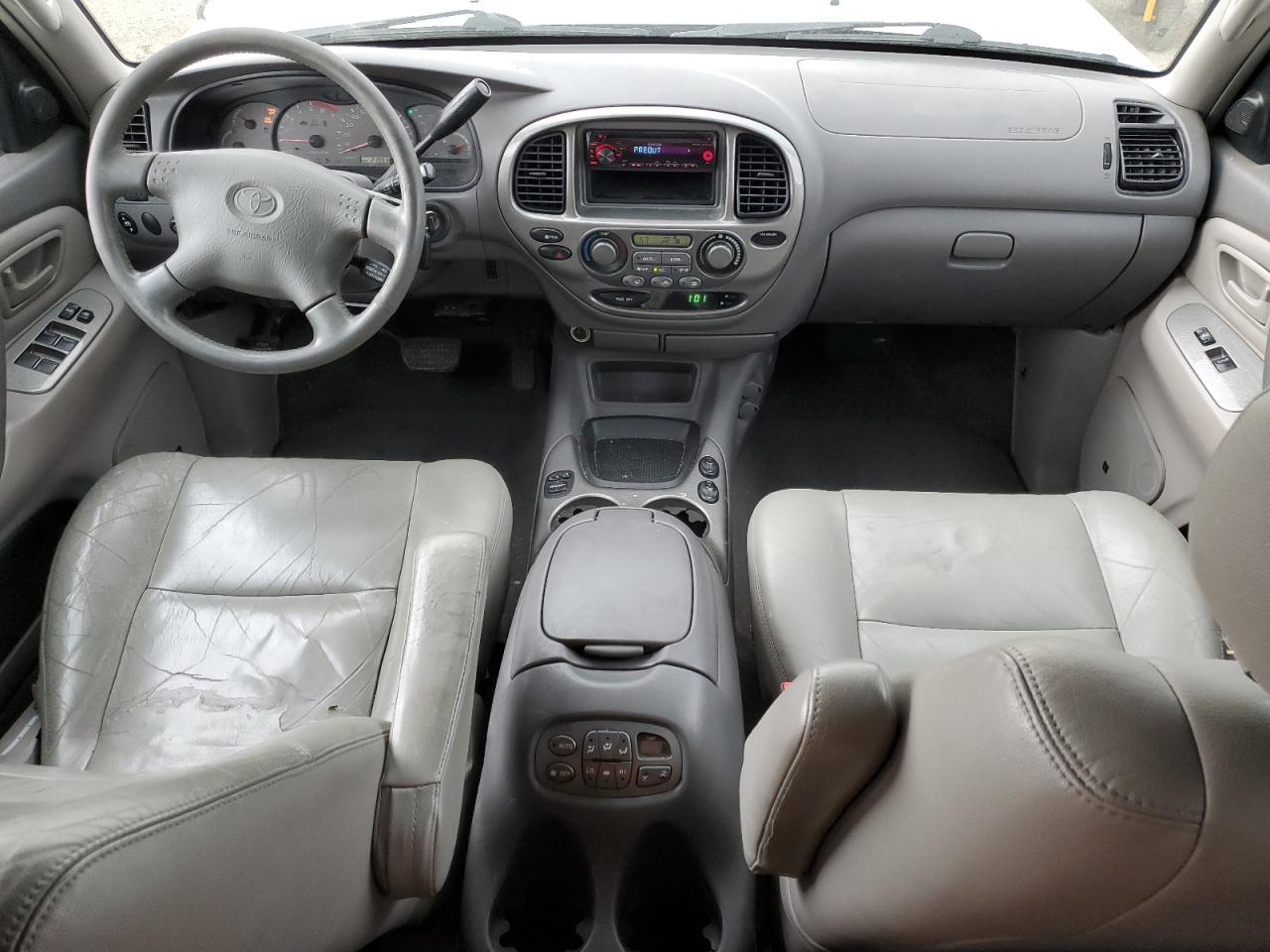 2001 TOYOTA Sequoia