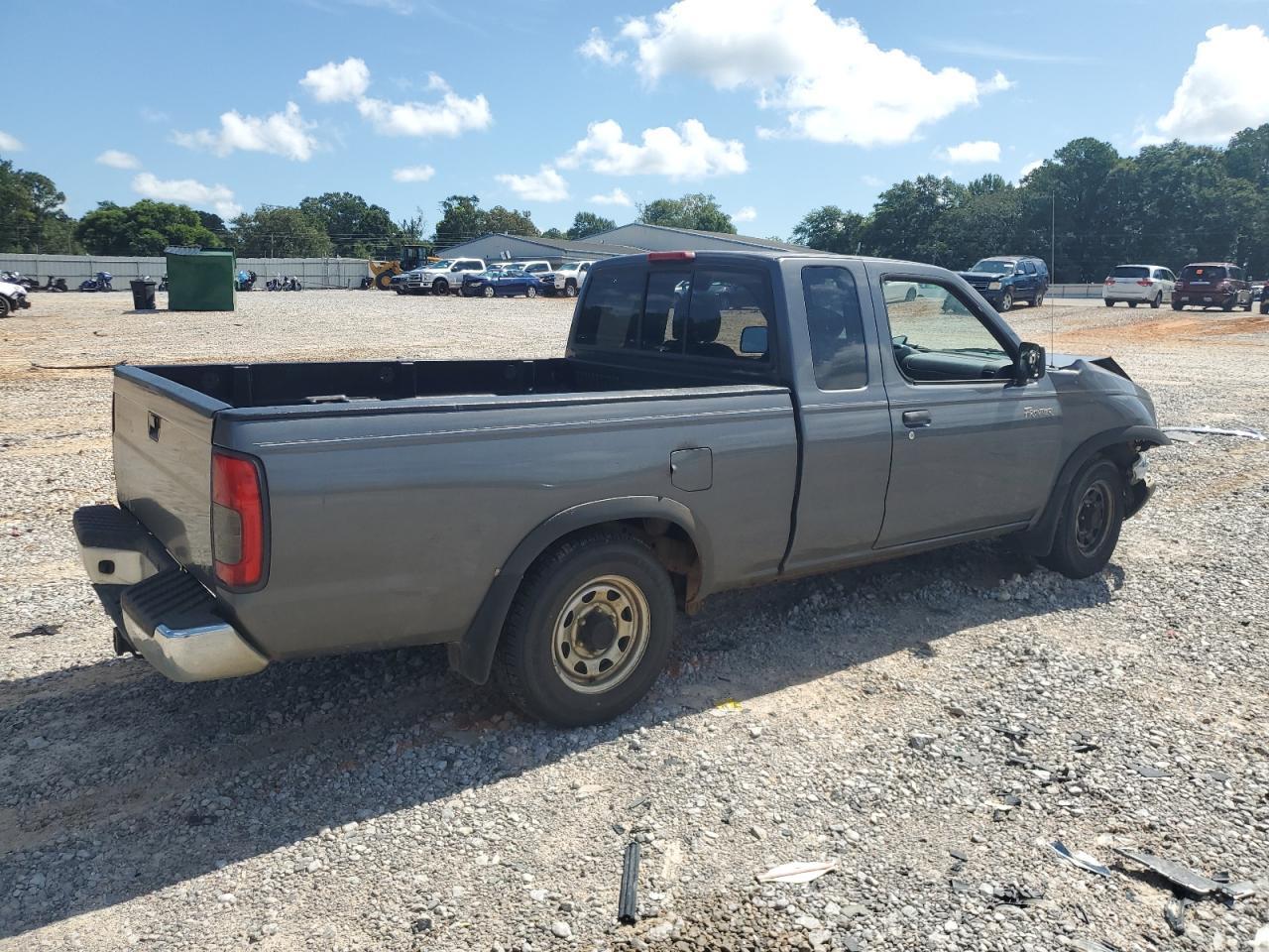 2000 NISSAN Frontier