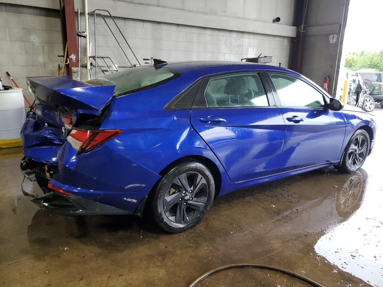 2022 HYUNDAI ELANTRA