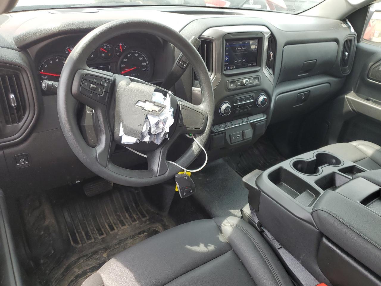 2025 CHEVROLET Silverado