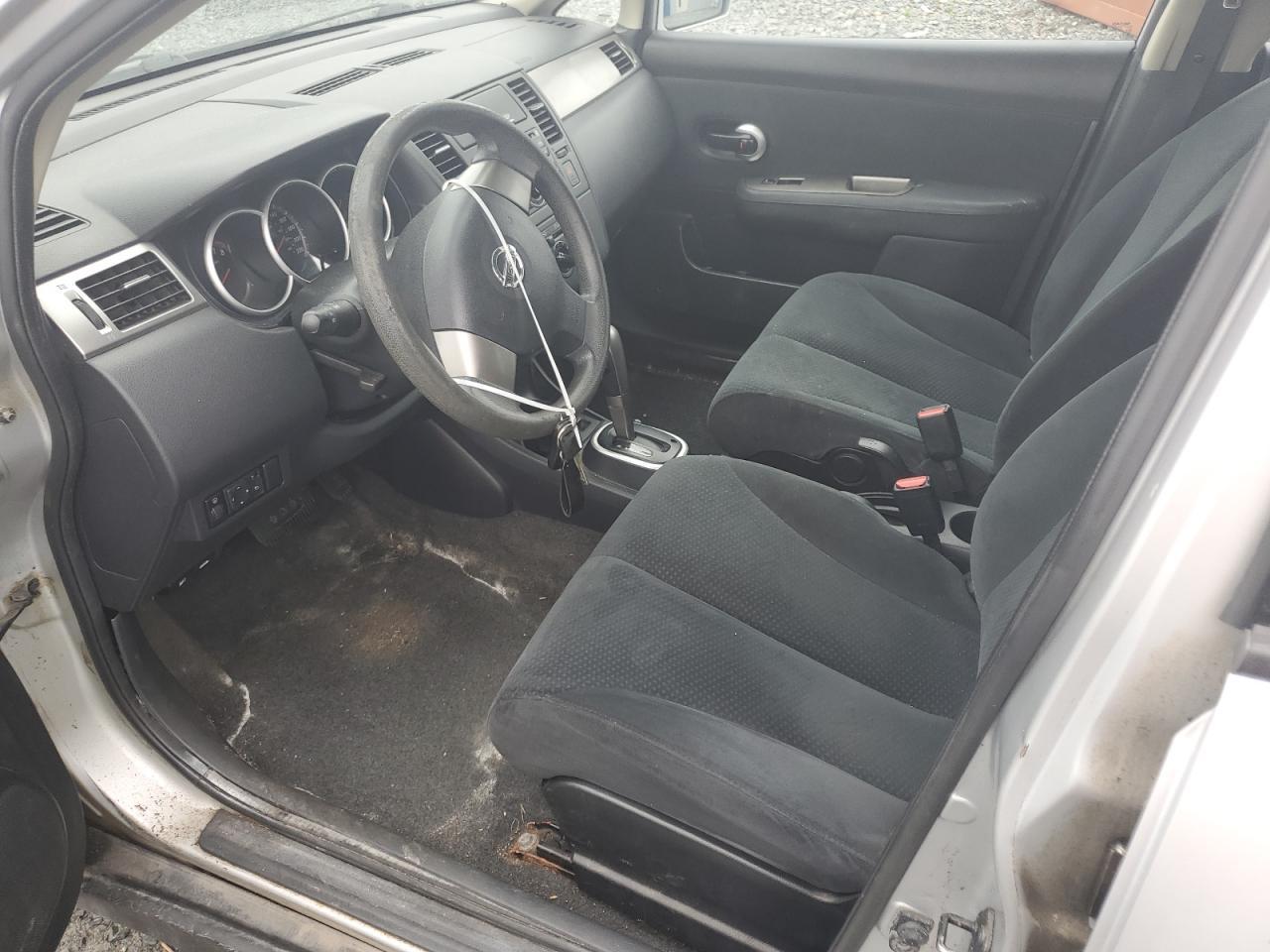 2010 NISSAN VERSA