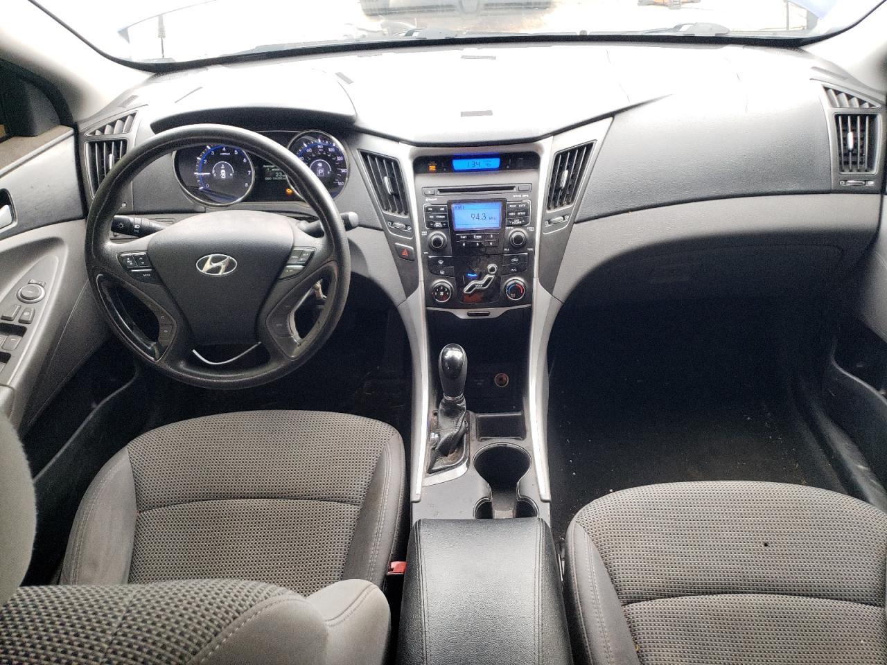 2011 HYUNDAI SONATA