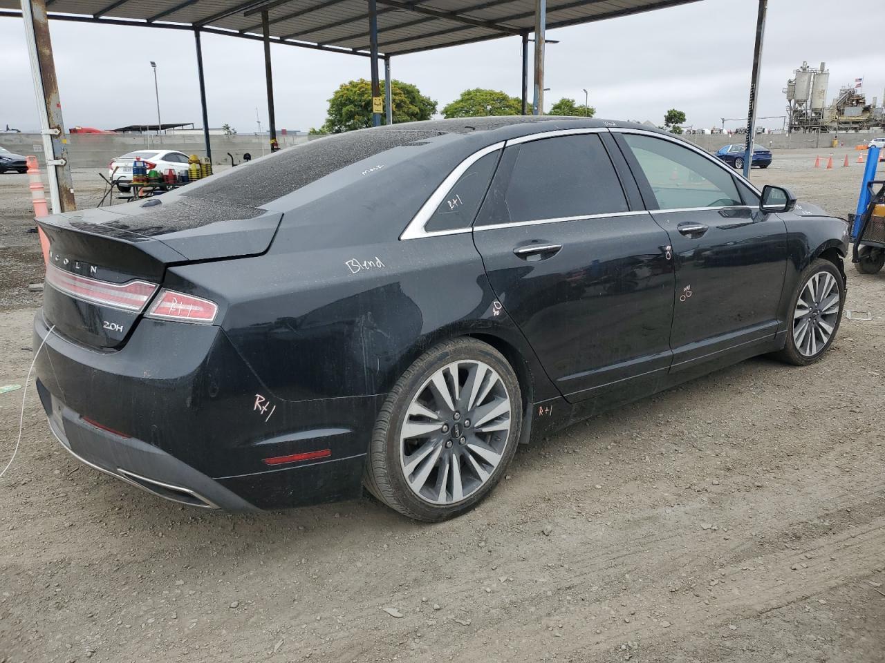 2017 LINCOLN MKZ