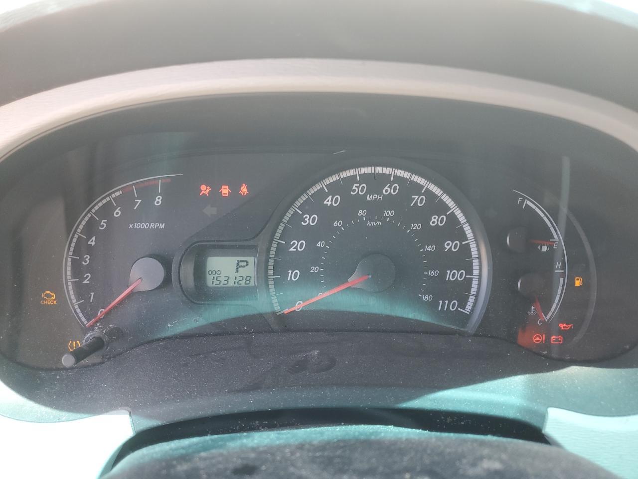 2011 TOYOTA SIENNA