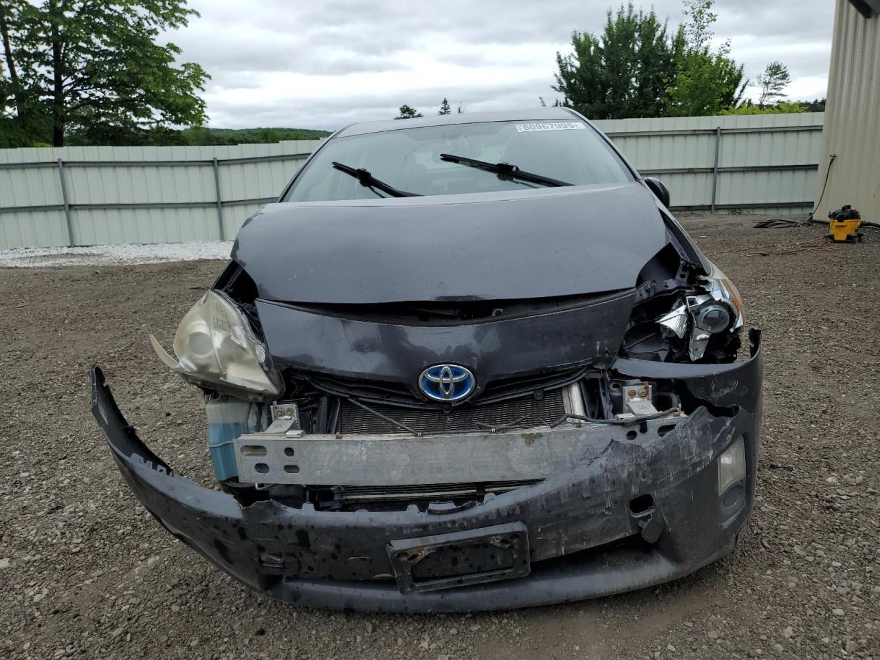 2011 TOYOTA PRIUS