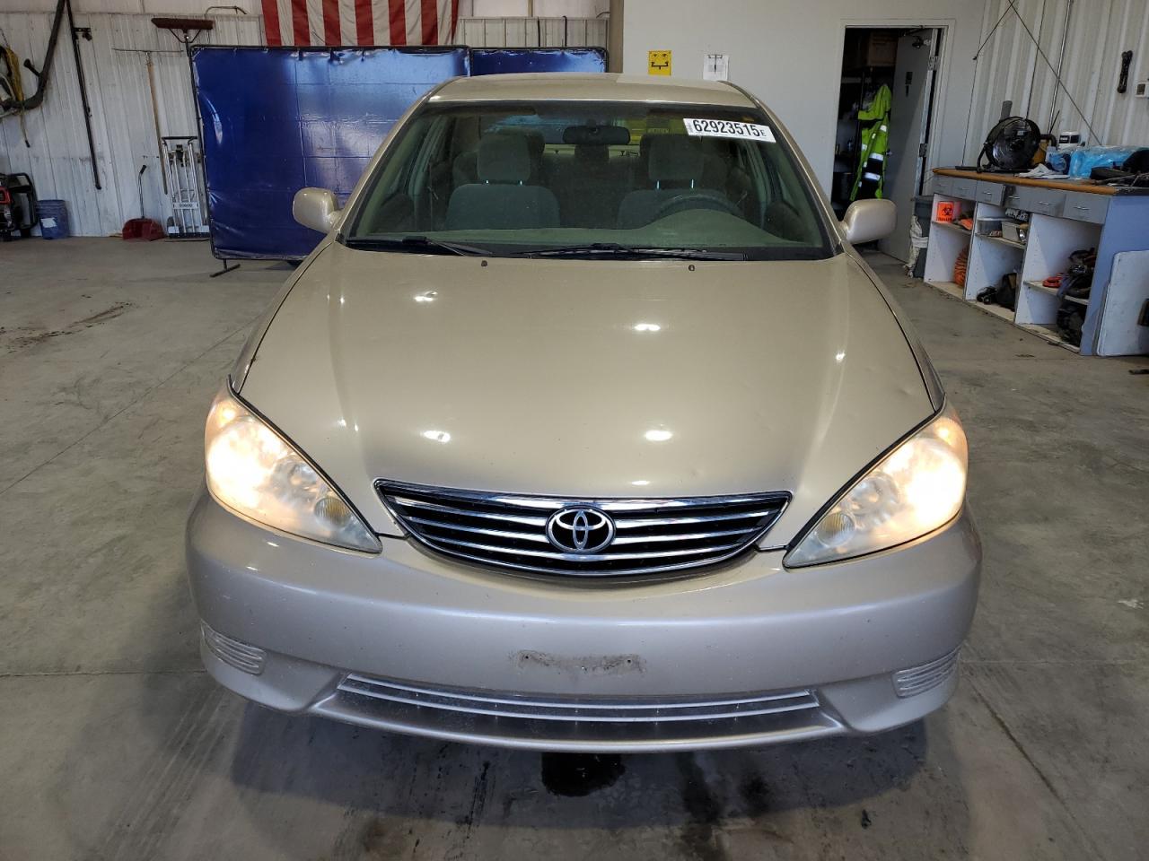 2005 TOYOTA CAMRY