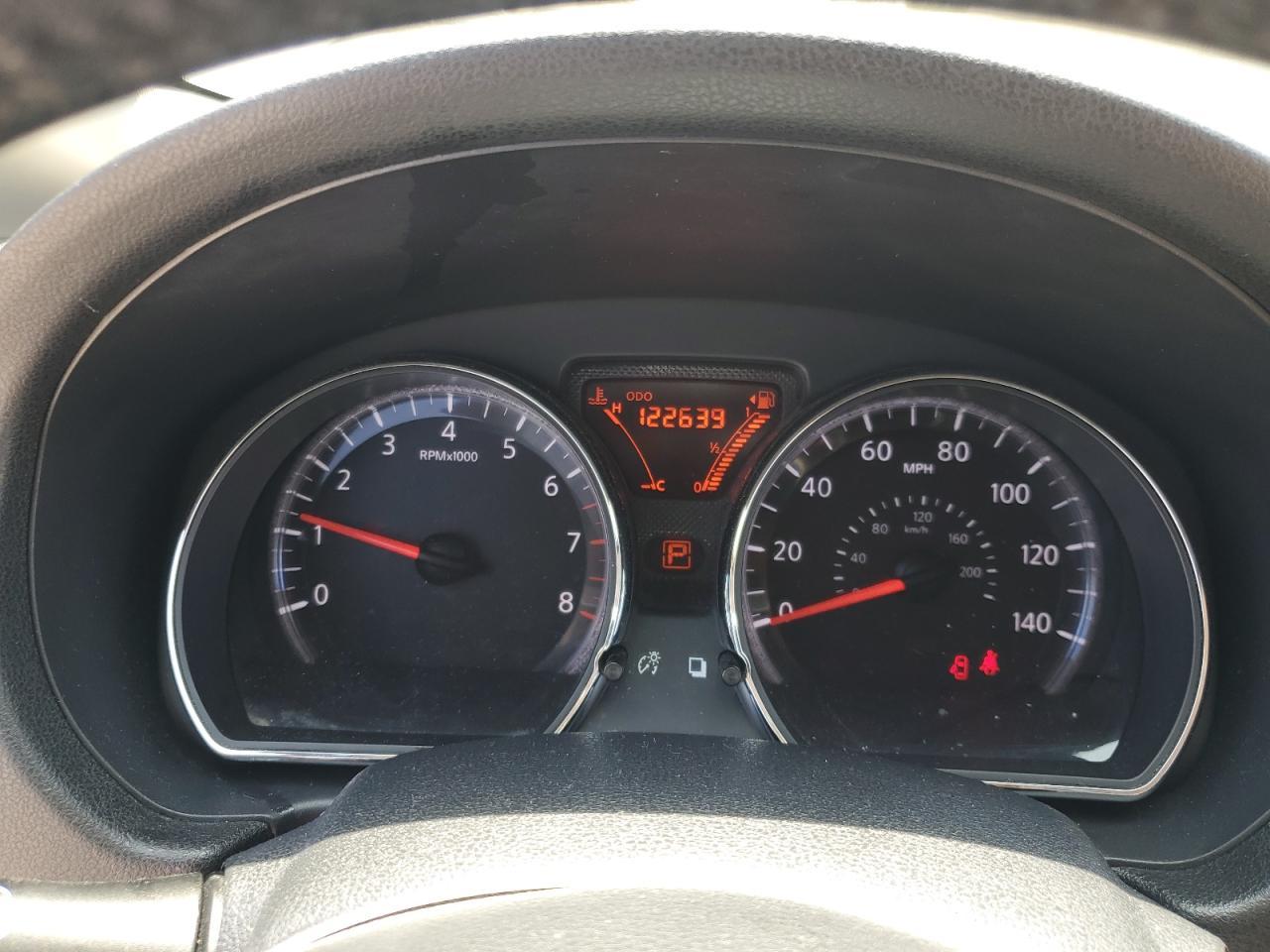 2014 NISSAN VERSA