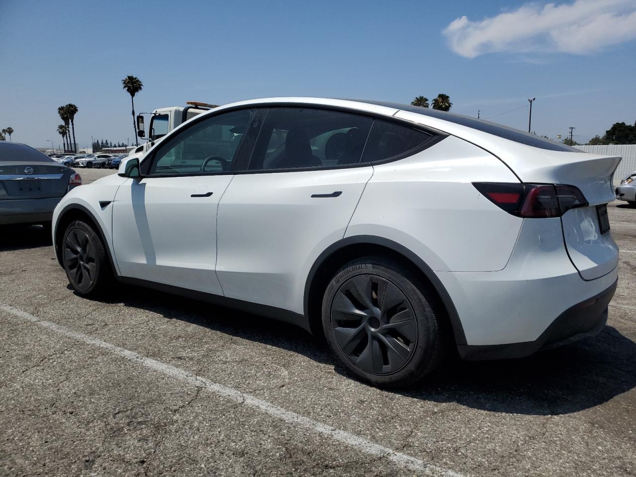 2024 TESLA MODEL Y