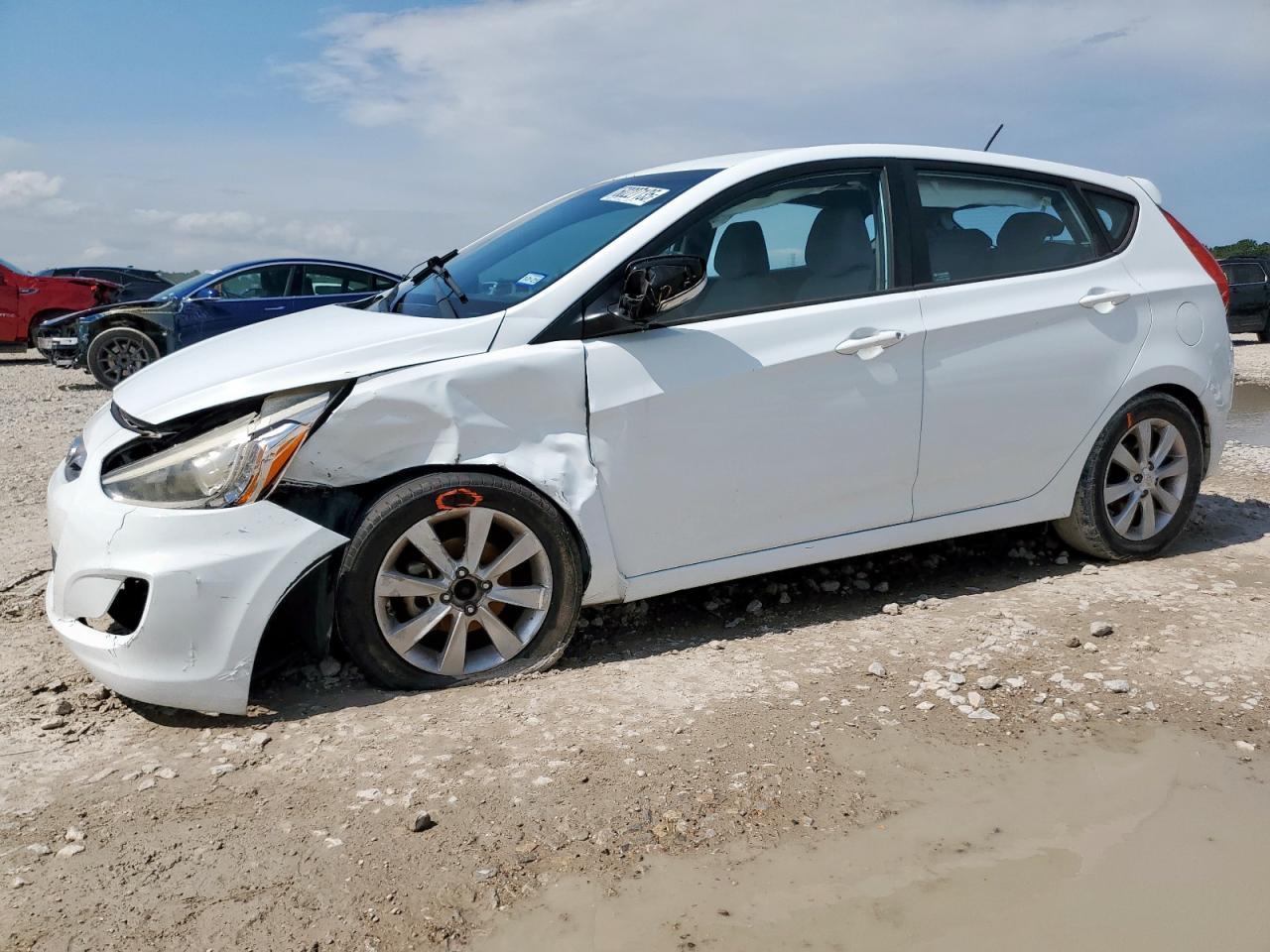 2014 HYUNDAI ACCENT