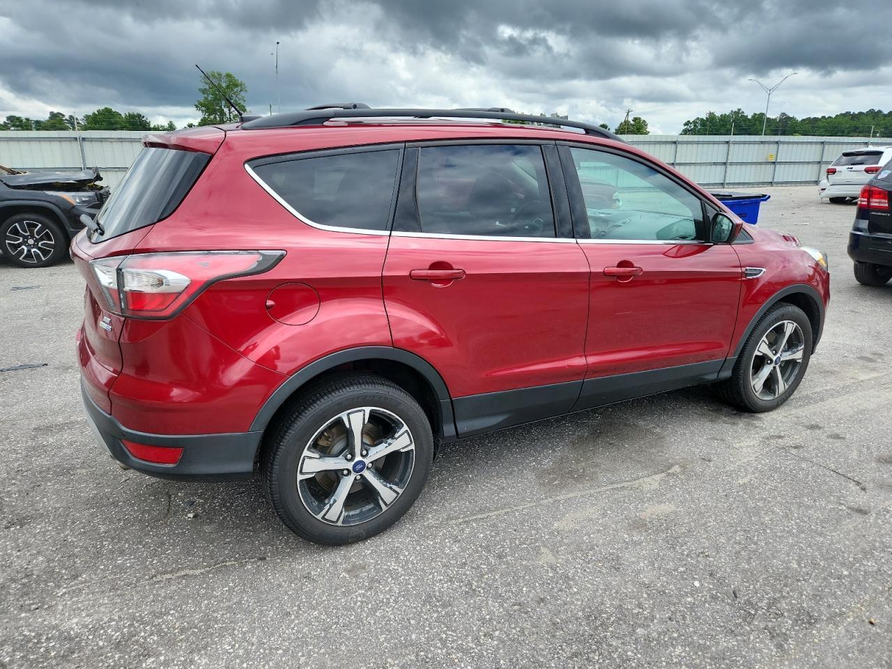 2017 FORD ESCAPE