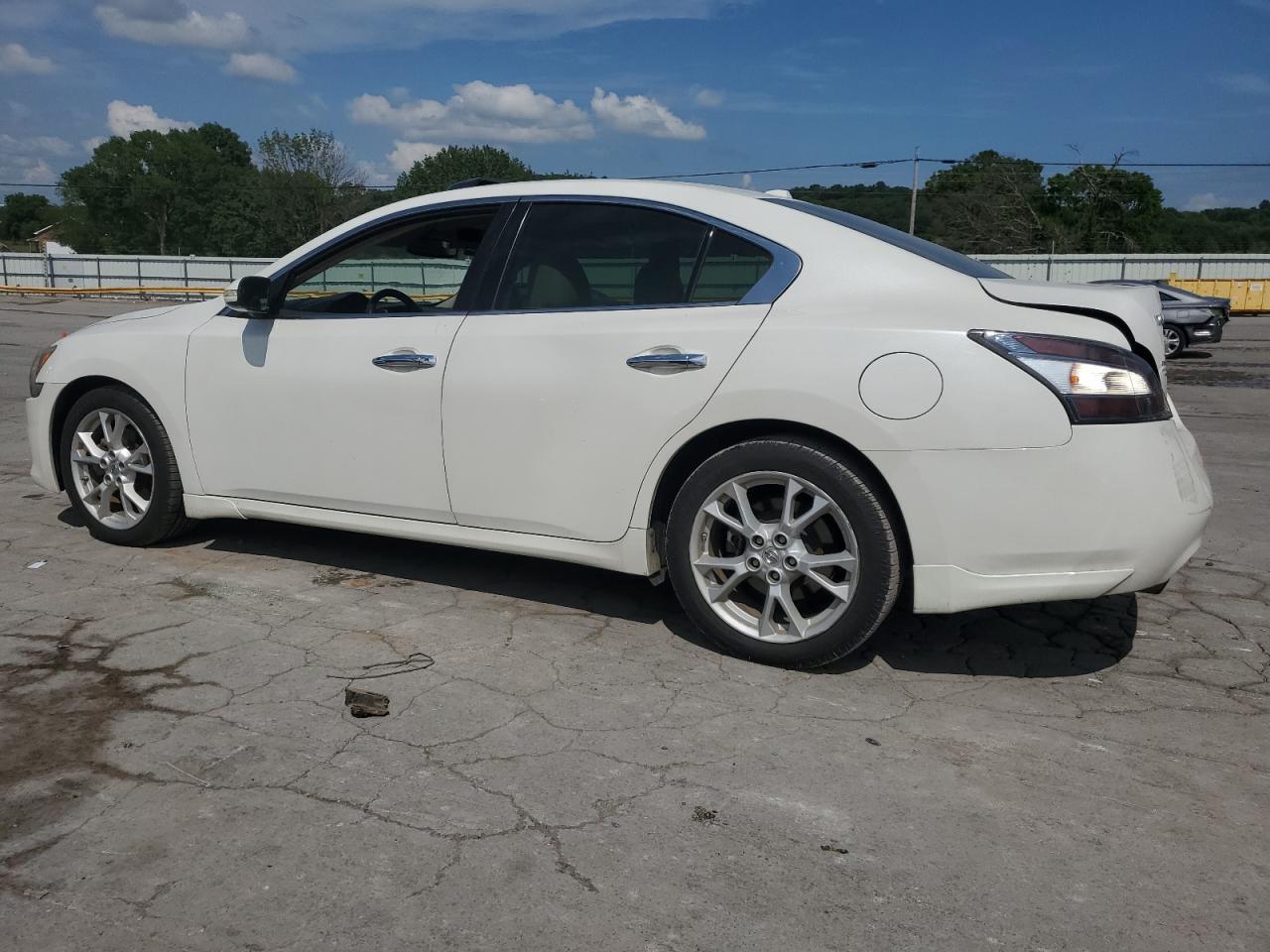 2014 NISSAN Maxima