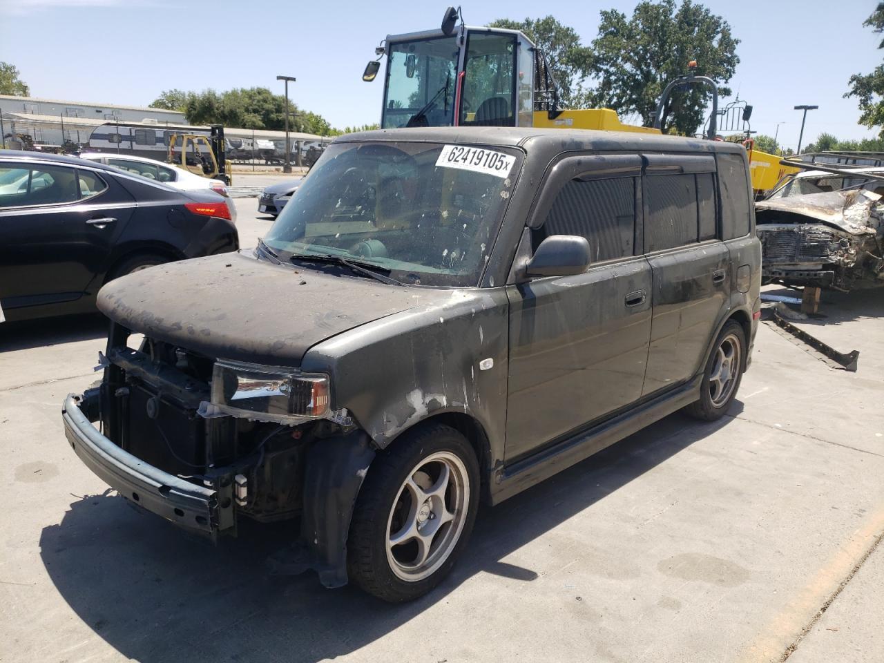 2004 TOYOTA SCION