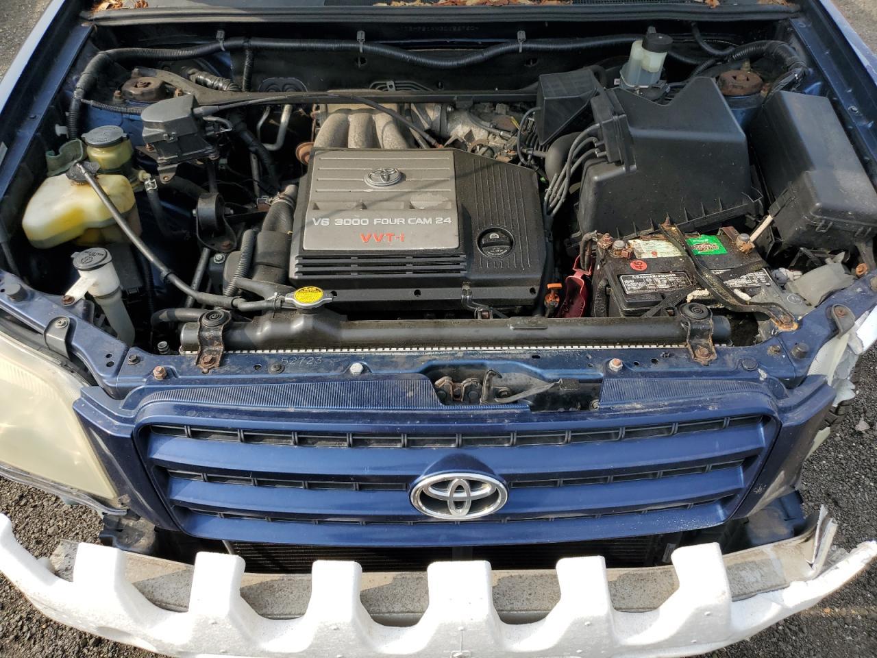 2003 TOYOTA HIGHLANDER